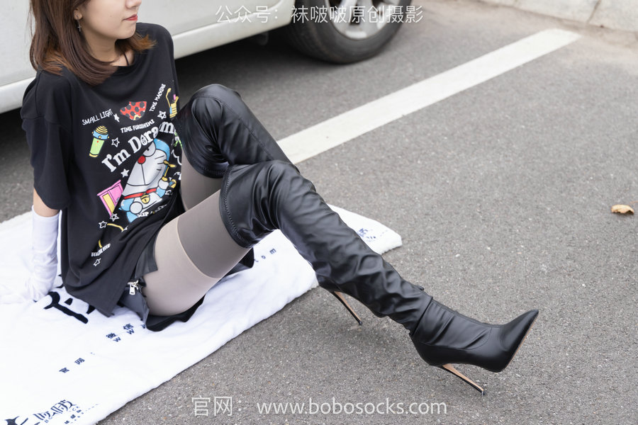 BoBoSocks袜啵啵 No.146 小甜豆-高跟长靴、黑色踩脚裤、肉丝 [154P1V-6.19GB]