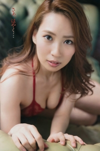 [Young Champion] 2017 No.10 増田有華 佐倉仁菜 [13P]