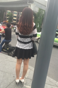 黑纱短裙女郎，腿型白高很不错 [11P]