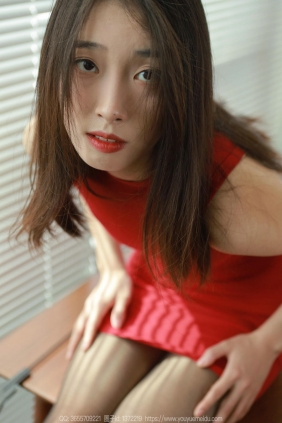 IESS异思趣向 - 模特：小九《红色包臀裙（下）》[88P-82MB]